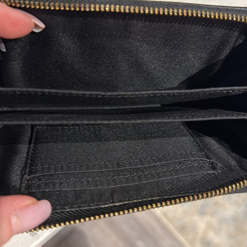 Small Coach wristlet. - Picture 4 of 4